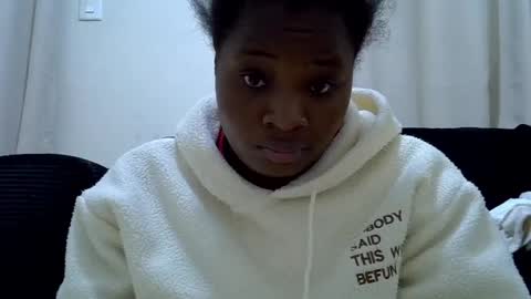 Snapshot of sweet_veebouset chatting on July 13, 2026, 7:27 pm sweet_veebouset online show from July 13, 2026, 7:27 pm