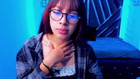 sweet_venus4 online show from January 21, 2025, 6:45 pm