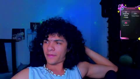 Steven independent model online show from May 17, 2026, 8:16 pm