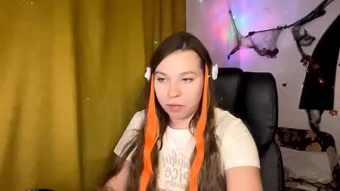 sweetalissa18 online show from October 24, 2025, 3:19 pm