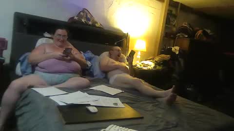 DJ  M 489 Babygirl  F 37 online show from April 25, 2026, 3:31 am