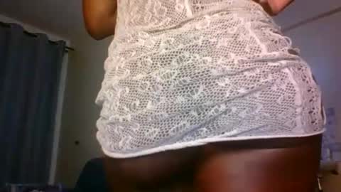 Snapshot of sweetass_02 chatting on February 10, 2026, 8:57 pm bianca online show from February 10, 2026, 8:57 pm