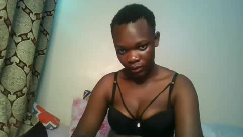 Snapshot of sweetassbabe20 chatting on June 18, 2026, 11:36 am Sweetass online show from June 18, 2026, 11:36 am