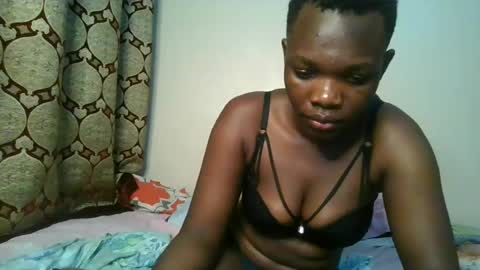 Snapshot of sweetassbabe20 chatting on June 18, 2026, 11:42 pm Sweetass online show from June 18, 2026, 11:42 pm