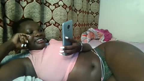 Snapshot of sweetassbabe20 chatting on June 22, 2026, 3:25 am Sweetass online show from June 22, 2026, 3:25 am