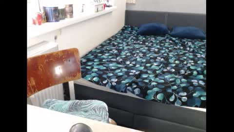 Sweetboobs85h online show from March 11, 2026, 8:42 am