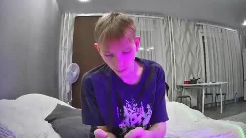 Snapshot of sweetboy7072007 chatting on December 16, 2025, 6:02 pm SweetyBoy online show from December 16, 2025, 6:02 pm