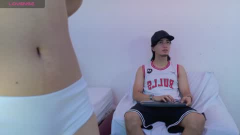 Snapshot of sweetbutspicy_ chatting on June 28, 2026, 12:11 pm sweetbutspicy online show from June 28, 2026, 12:11 pm