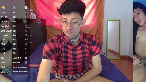 Snapshot of sweetc4meron chatting on September 21, 2025, 5:25 pm Cameron Alejandro online show from September 21, 2025, 5:25 pm