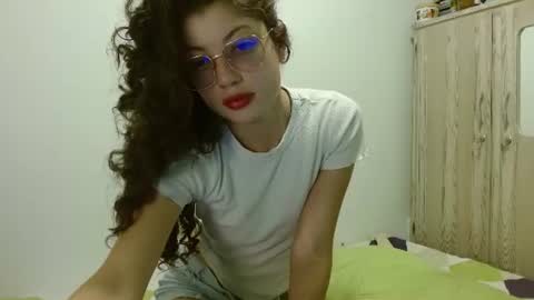 Snapshot of sweetcalm_ chatting on July 20, 2026, 4:16 am sweetcalm_ online show from July 20, 2026, 4:16 am