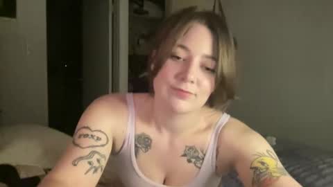 Snapshot of sweetcandyangel chatting on February 9, 2025, 3:22 am sweetcandy online show from February 9, 2025, 3:22 am