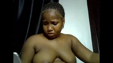 sweetcoochiex online show from April 18, 2026, 7:18 pm