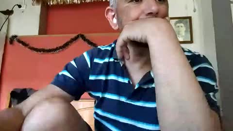 Snapshot of sweetcuervo chatting on December 29, 2024, 8:15 pm sweetcuervo independent model online show from December 29, 2024, 8:15 pm