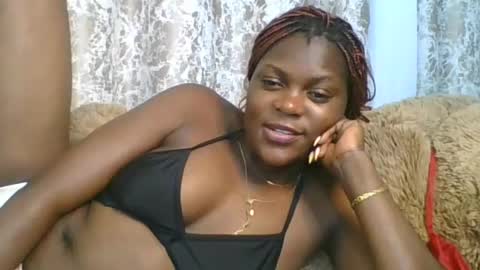 Snapshot of sweetdarkskin chatting on June 20, 2026, 11:40 pm CLARIS online show from June 20, 2026, 11:40 pm
