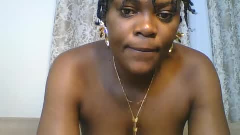 Snapshot of sweetdarkskin chatting on June 25, 2026, 4:23 am CLARIS online show from June 25, 2026, 4:23 am