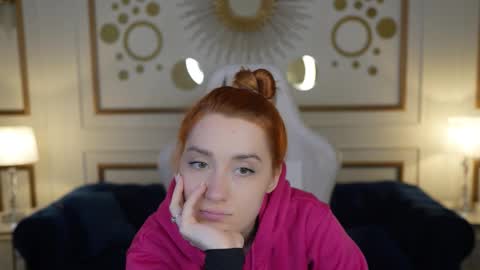 Amelia online show from December 5, 2025, 11:30 am