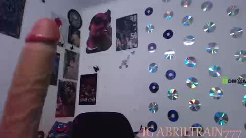 Snapshot of sweetdevil631 chatting on September 9, 2025, 5:01 pm Abril online show from September 9, 2025, 5:01 pm