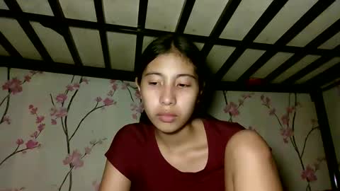 Snapshot of sweetdimple69 chatting on November 6, 2025, 2:18 pm sweetdimple69 online show from November 6, 2025, 2:18 pm