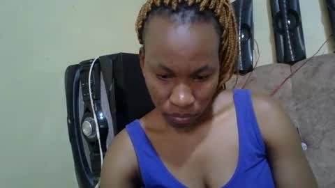 sweetdiva2012 online show from September 10, 2025, 6:13 am