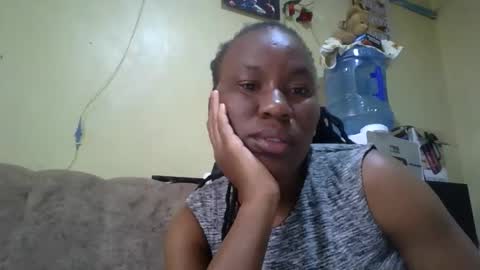 Snapshot of sweetdiva2012 chatting on April 23, 2026, 6:36 am sweetdiva2012 online show from April 23, 2026, 6:36 am