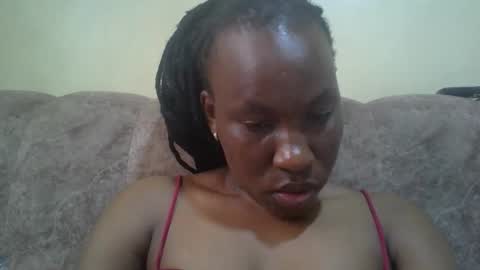 Snapshot of sweetdiva2012 chatting on April 24, 2026, 11:56 am sweetdiva2012 online show from April 24, 2026, 11:56 am