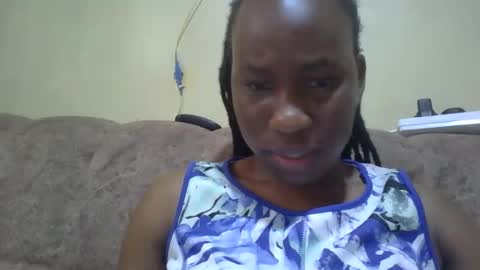 Snapshot of sweetdiva2012 chatting on May 5, 2026, 6:10 am sweetdiva2012 online show from May 5, 2026, 6:10 am