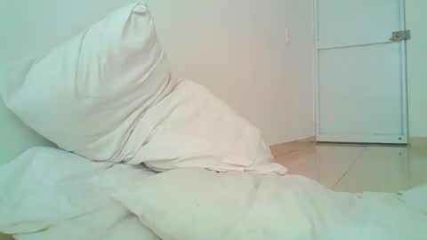 Snapshot of sweetdoll6 chatting on May 13, 2026, 2:25 pm Sweet Doll online show from May 13, 2026, 2:25 pm