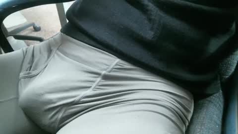 Stick around its a grower online show from January 31, 2025, 1:23 pm