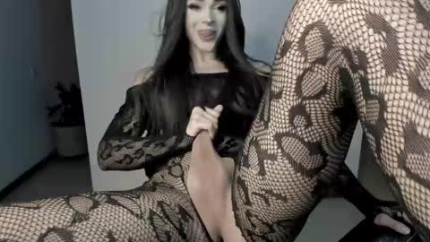 Snapshot of sweetest_bella chatting on April 26, 2026, 12:19 am Bella online show from April 26, 2026, 12:19 am