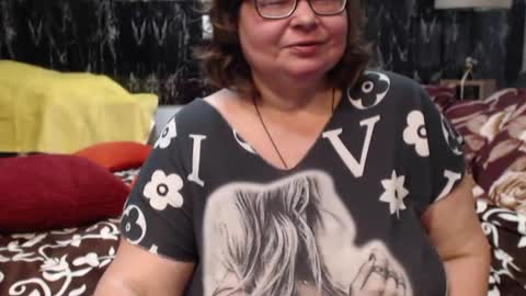 sweetestmilf4you online show from March 14, 2026, 7:41 pm