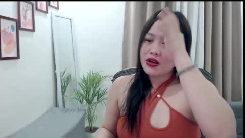 Snapshot of sweetestsmile_ chatting on February 27, 2025, 2:10 pm Khaye online show from February 27, 2025, 2:10 pm