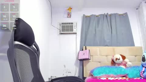 Snapshot of sweetfabianaxl chatting on March 2, 2026, 9:43 pm Fabiana online show from March 2, 2026, 9:43 pm