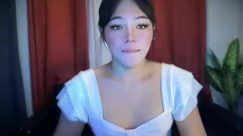 Ayesha online show from October 17, 2025, 2:48 am