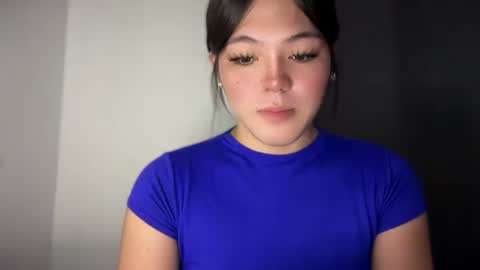 Ayesha online show from November 15, 2025, 1:25 am