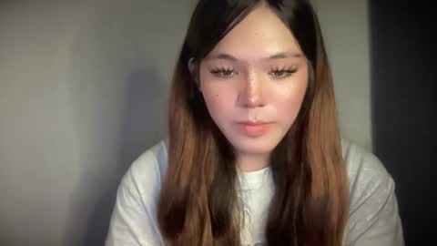 Ayesha online show from December 14, 2025, 3:39 pm