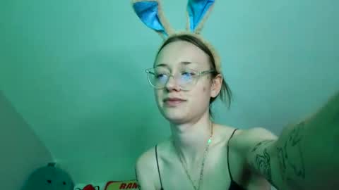 sweetgirlls online show from April 24, 2026, 8:00 pm
