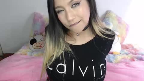                  online show from October 28, 2025, 1:53 am