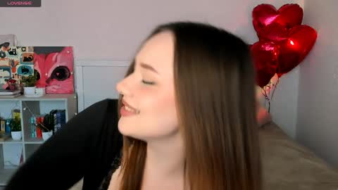 Snapshot of sweetie_candy_ chatting on June 6, 2026, 2:55 pm Hannah online show from June 6, 2026, 2:55 pm