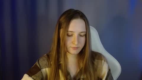 Annie online show from September 15, 2025, 8:31 pm