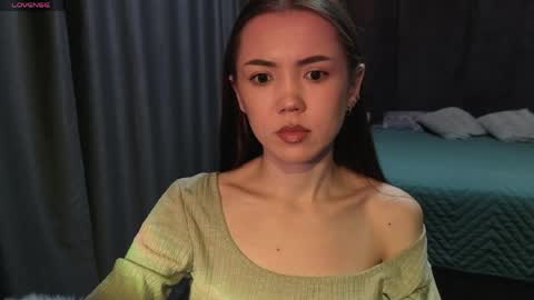 sweetieee_kira online show from March 25, 2026, 3:01 am