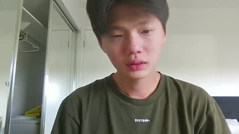 Snapshot of sweetiepuppy421 chatting on December 17, 2025, 11:00 pm sweetiepuppy421 online show from December 17, 2025, 11:00 pm