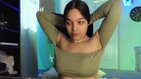 Blu Sweets online show from November 13, 2025, 5:56 pm