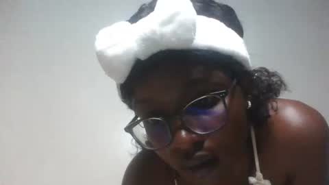 Snapshot of sweetivy645263 chatting on September 23, 2025, 4:10 pm sweetivy645263 online show from September 23, 2025, 4:10 pm