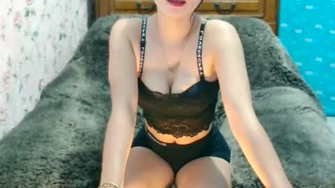 jona online show from November 23, 2025, 1:16 am