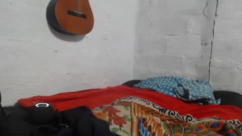 Snapshot of sweetlatinakim chatting on July 21, 2026, 1:19 am Camilo online show from July 21, 2026, 1:19 am