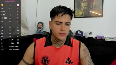 Snapshot of sweetlatinoboy chatting on March 18, 2026, 10:18 am SWEETLATINBOY online show from March 18, 2026, 10:18 am