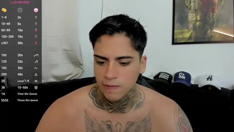 Snapshot of sweetlatinoboy chatting on March 25, 2026, 12:33 pm SWEETLATINBOY online show from March 25, 2026, 12:33 pm