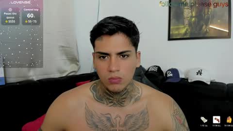Snapshot of sweetlatinoboy chatting on April 8, 2026, 10:32 pm SWEETLATINBOY online show from April 8, 2026, 10:32 pm