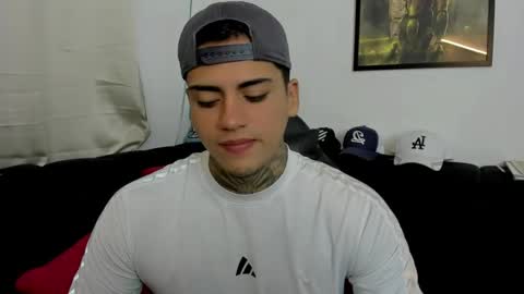 Snapshot of sweetlatinoboy chatting on April 10, 2026, 11:15 am SWEETLATINBOY online show from April 10, 2026, 11:15 am