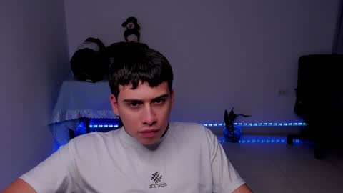 Snapshot of sweetlian_04 chatting on December 12, 2024, 7:52 am Lian online show from December 12, 2024, 7:52 am